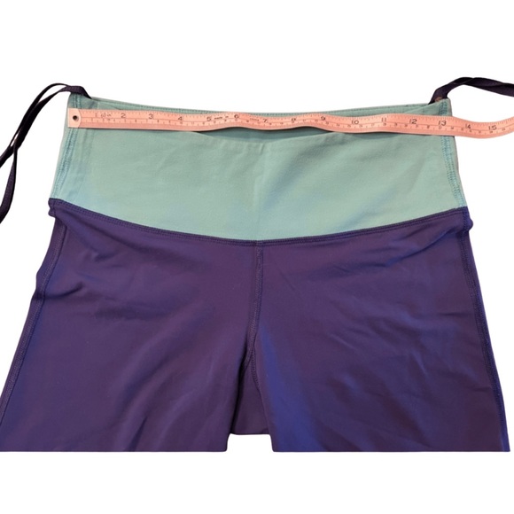 🦄🍋lululemon🍋🦄 Crescent Crop | Rare Vintage | Blue | Size 6 - Picture 6 of 14